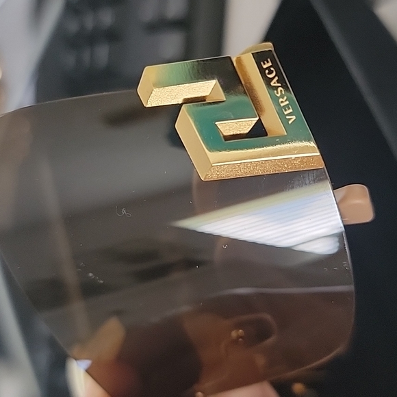 Versace NWT sunglasses - Picture 5 of 10